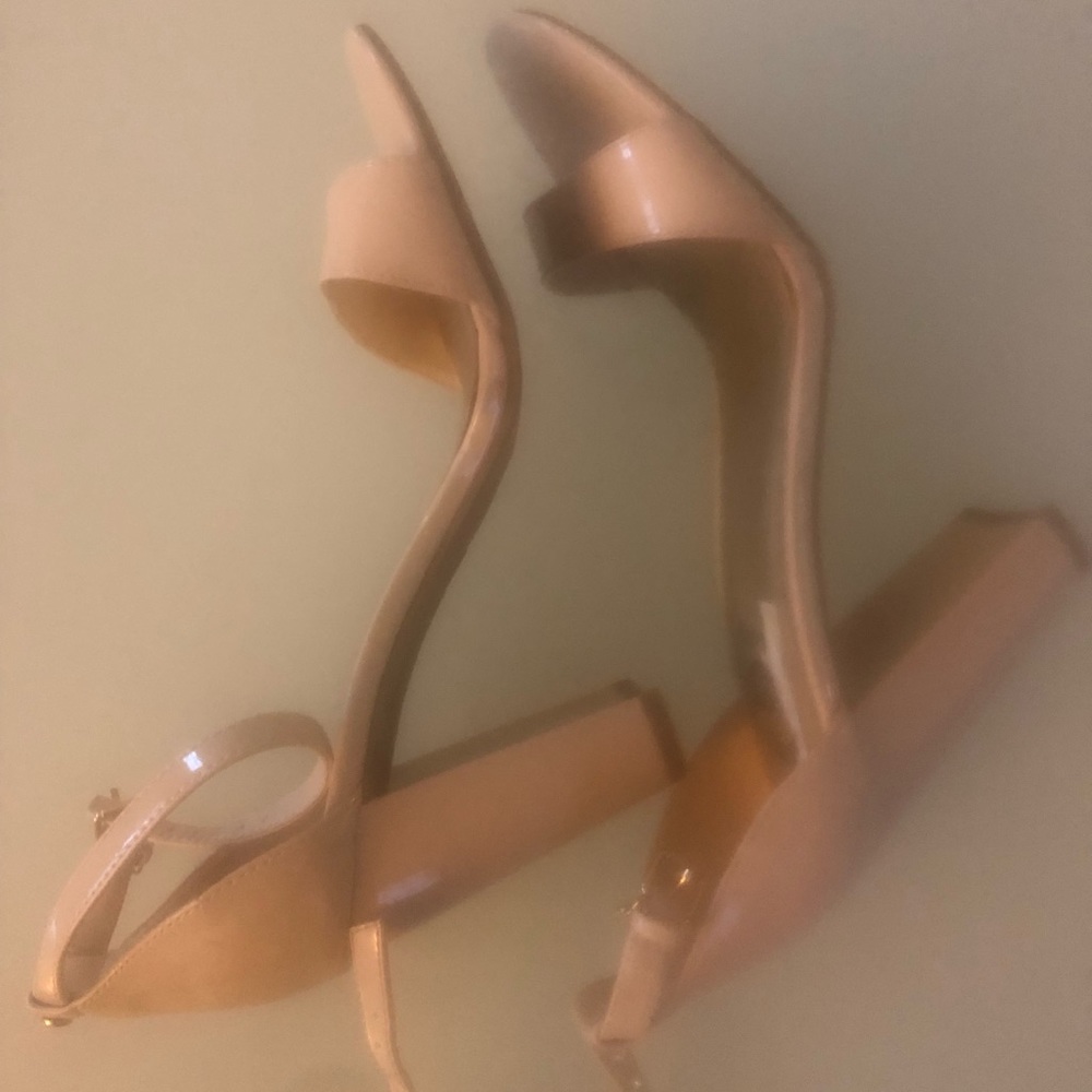 Guess women block heel sandal